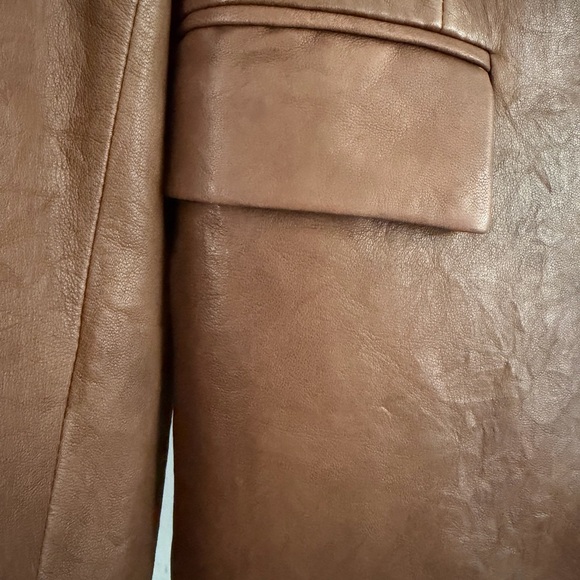 Veronica Beard
Miller Leather Dickey Jacket
NWT
SIZE 12 - Picture 11 of 15